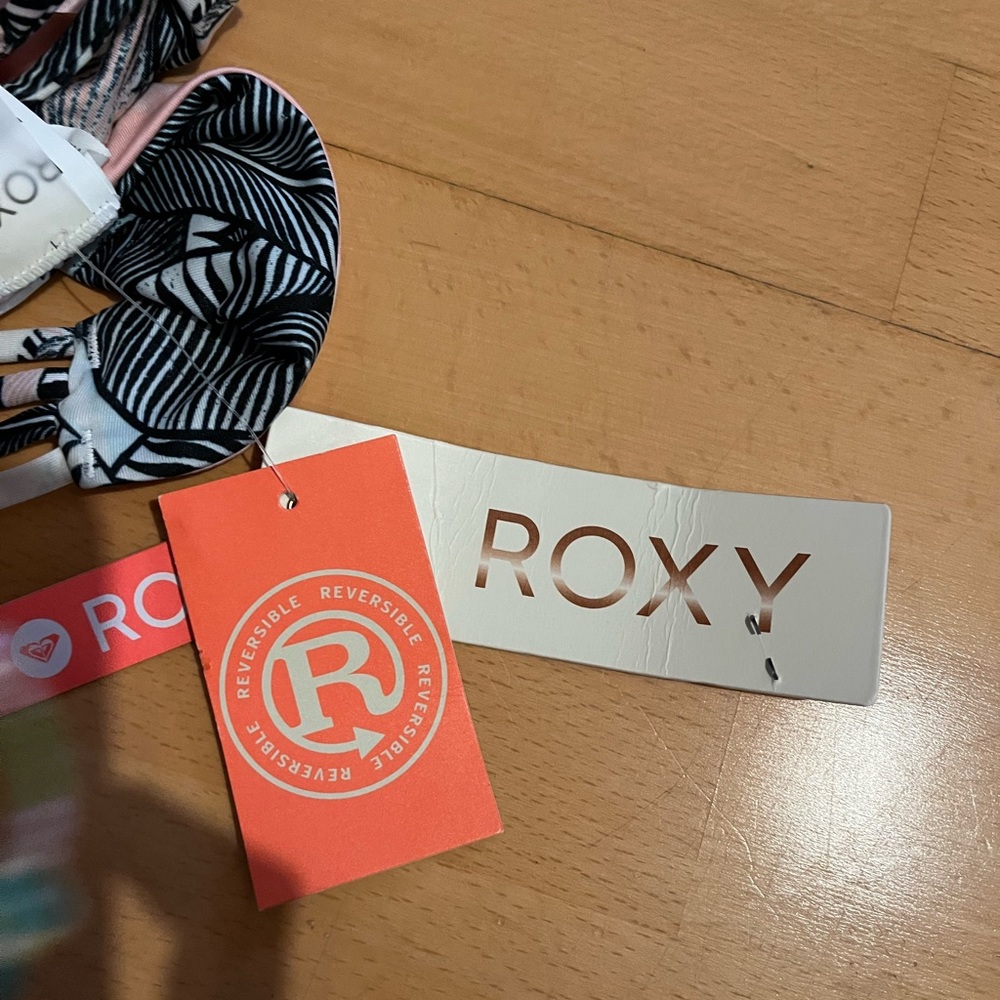 Reversible Roxy bikini bottoms - Picture 3 of 3